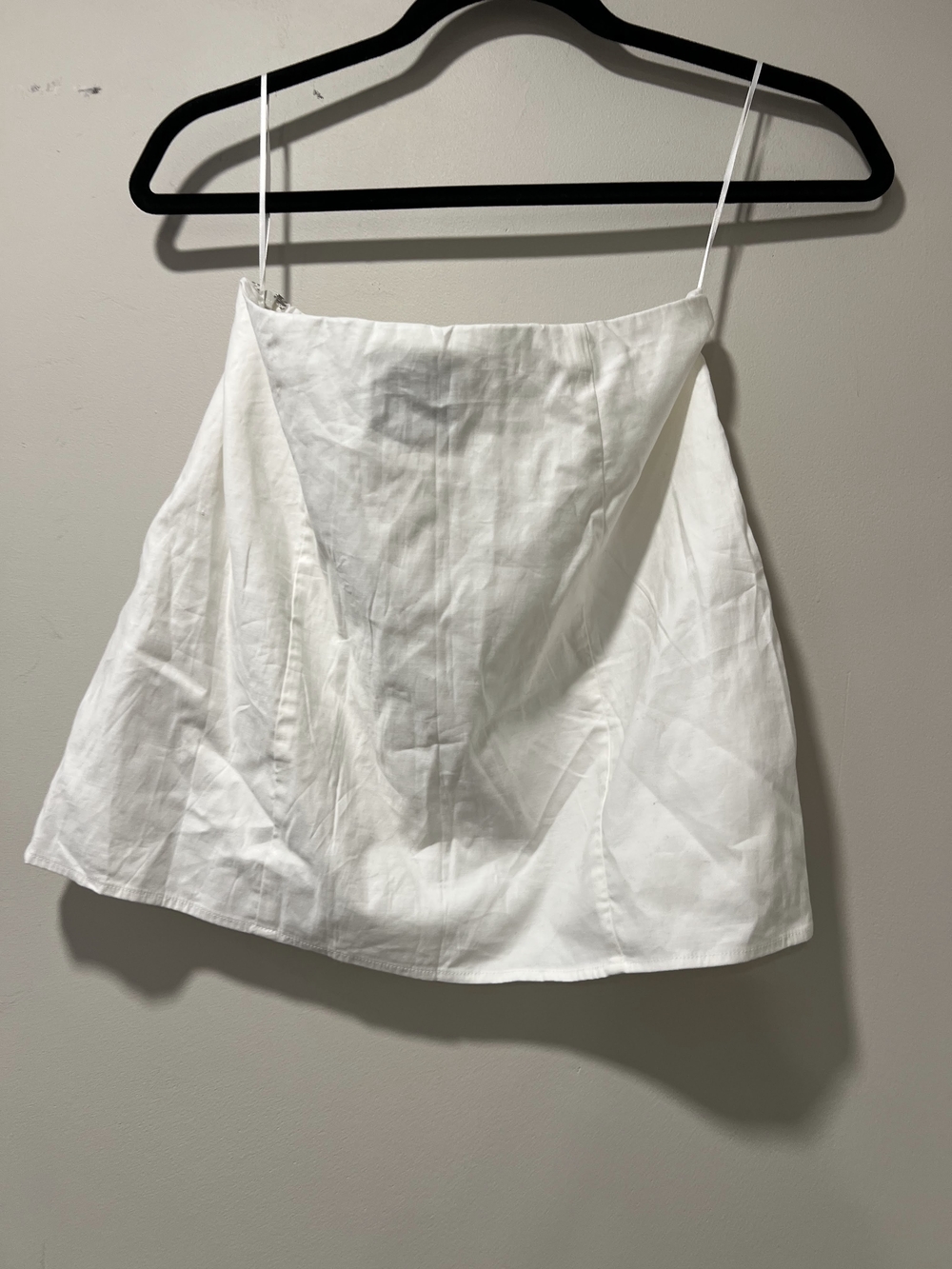 Reformation White Ruffle Scoop Button-Front Set Size 4 - Picture 6 of 9